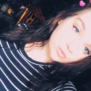 Meet your Posher, Abbey